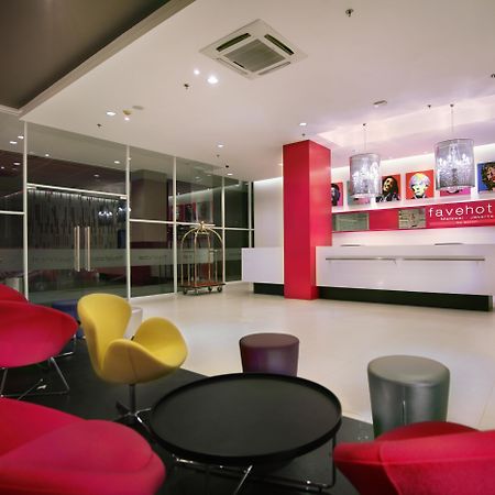 Favehotel Melawai Jakarta Exteriör bild