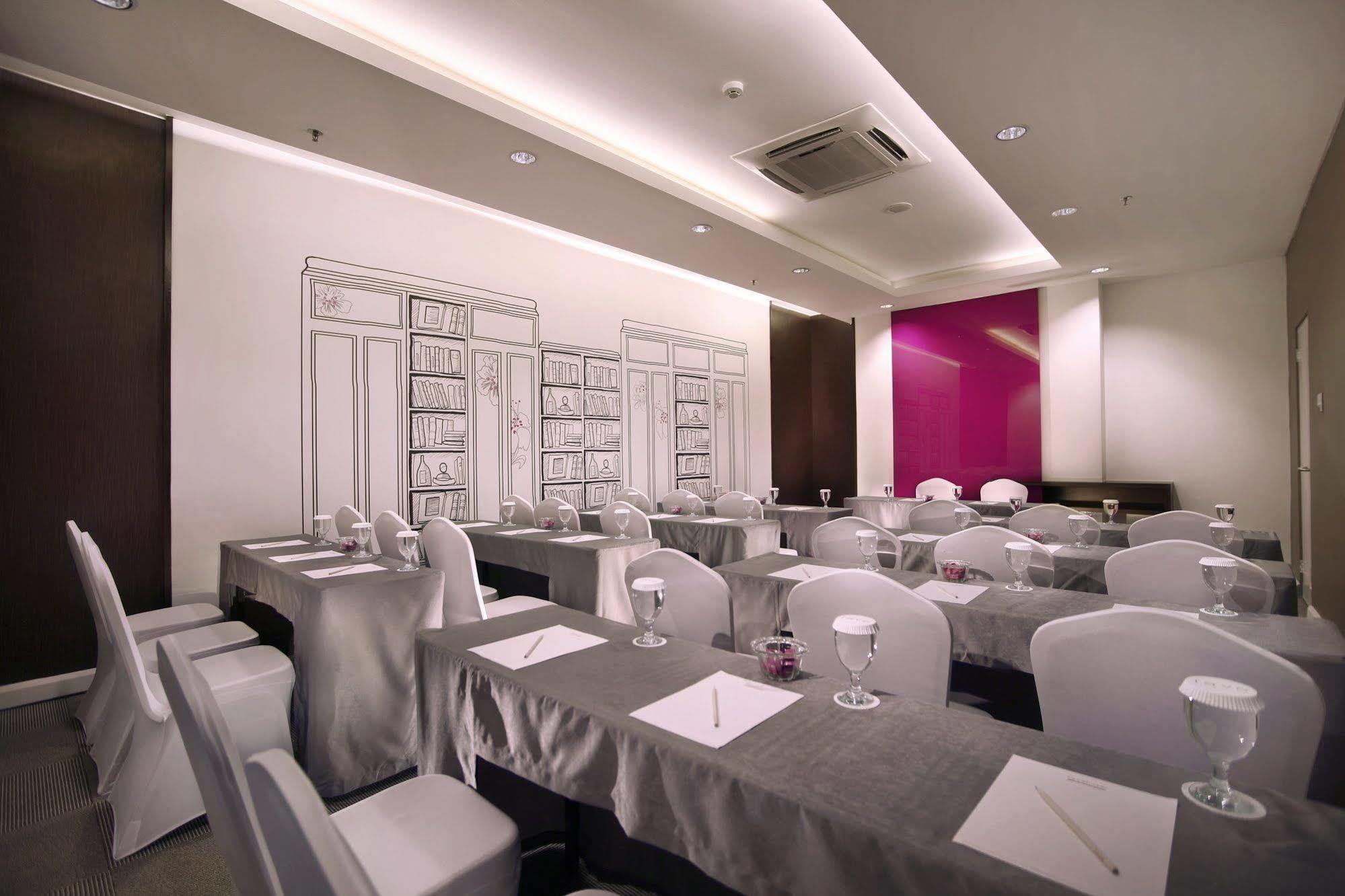 Favehotel Melawai Jakarta Exteriör bild